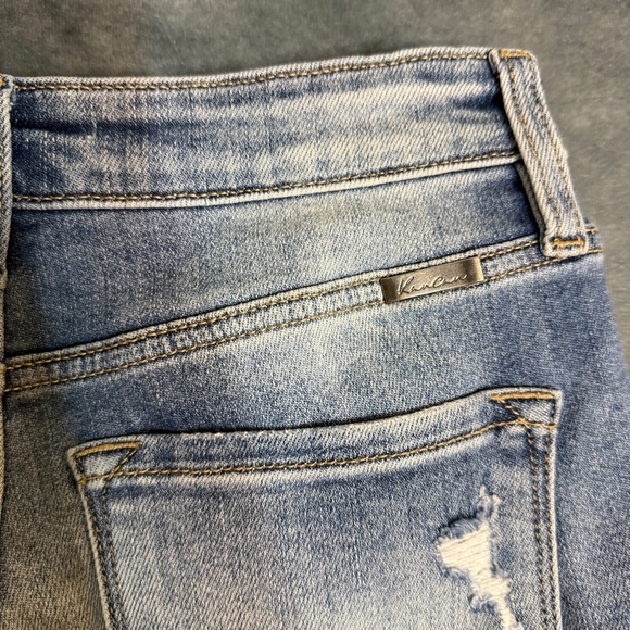 KanCan Mid Rise Distressed Straight Jeans Women’s 5/26 Blue Denim 28x26.5 - Picture 13 of 16